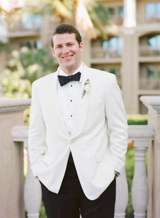 modern-pink-beach-wedding