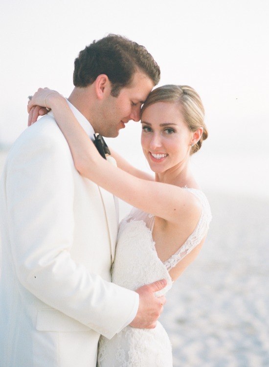 modern-pink-beach-wedding