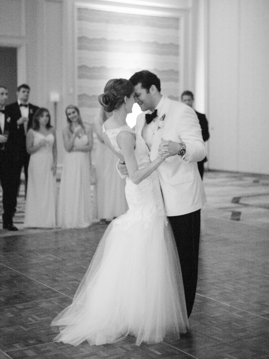 modern-pink-beach-wedding
