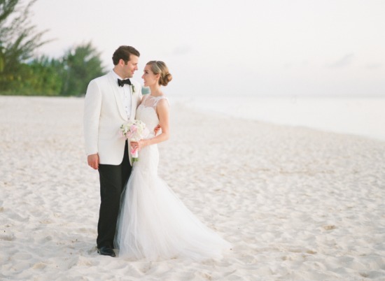 modern-pink-beach-wedding