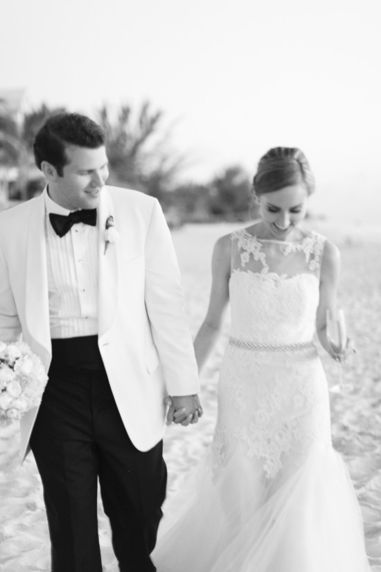 modern-pink-beach-wedding