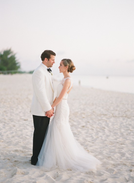 modern-pink-beach-wedding