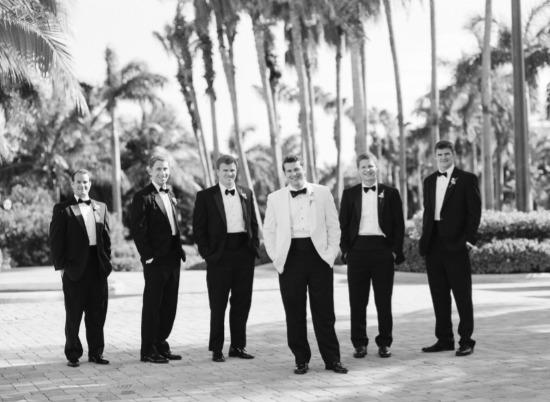 modern-pink-beach-wedding
