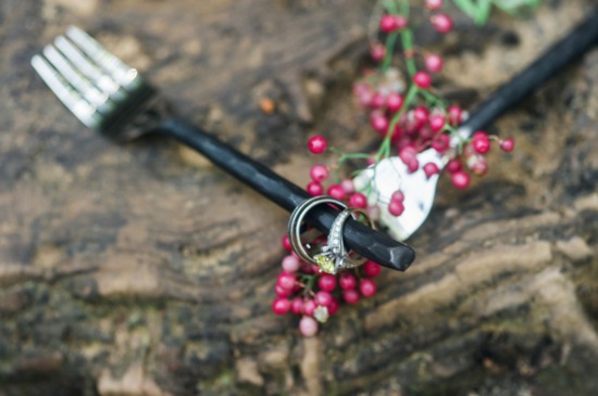 new-age-maroon-wedding-ideas
