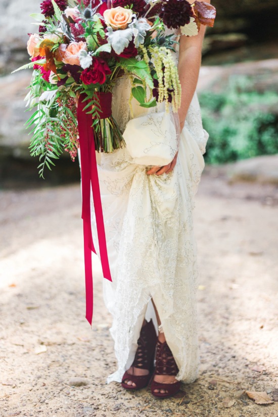 new-age-maroon-wedding-ideas