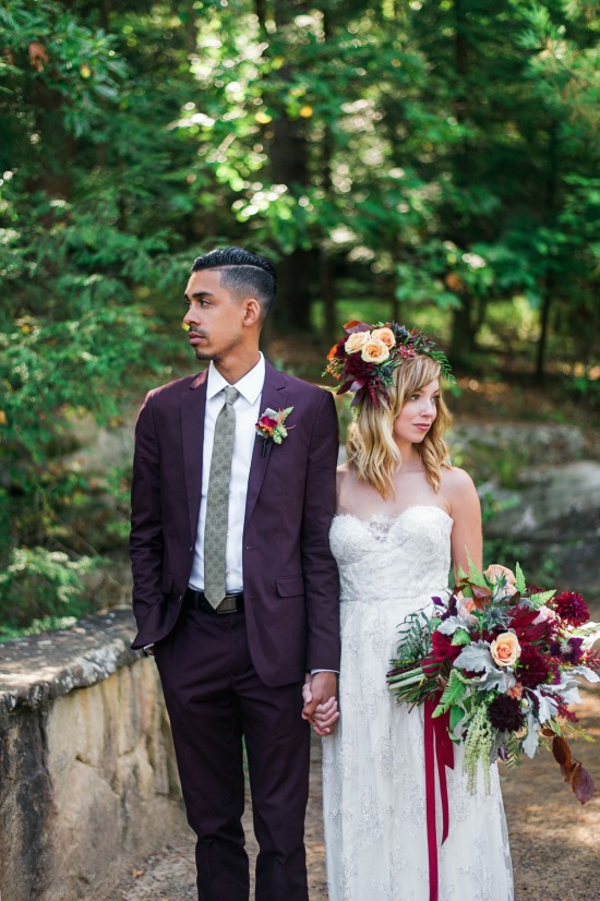 new-age-maroon-wedding-ideas