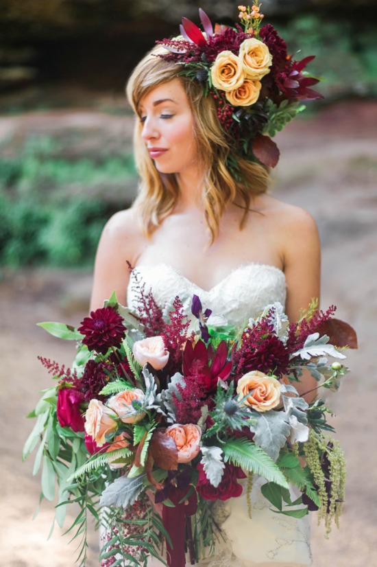 new-age-maroon-wedding-ideas