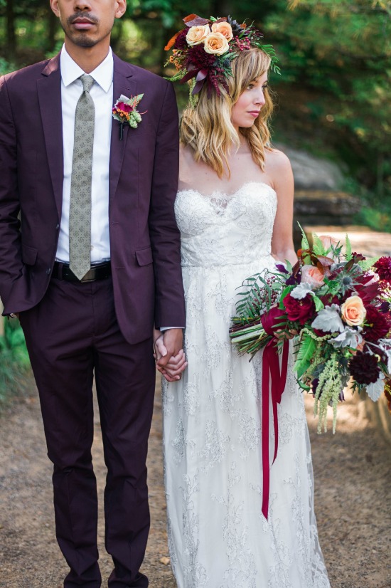 new-age-maroon-wedding-ideas