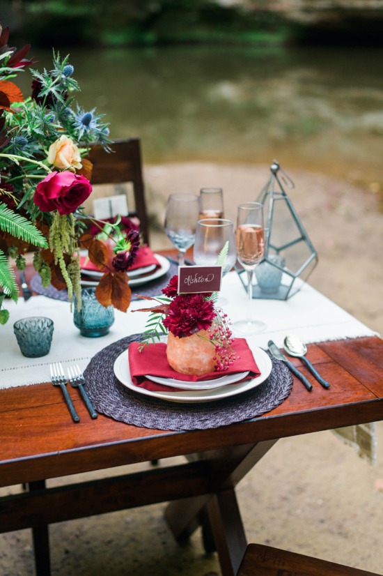 new-age-maroon-wedding-ideas