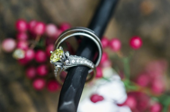 new-age-maroon-wedding-ideas