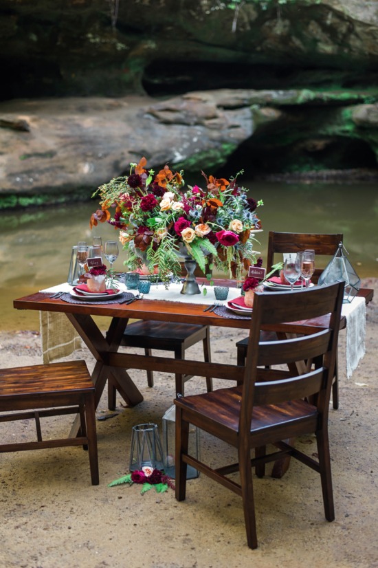 new-age-maroon-wedding-ideas