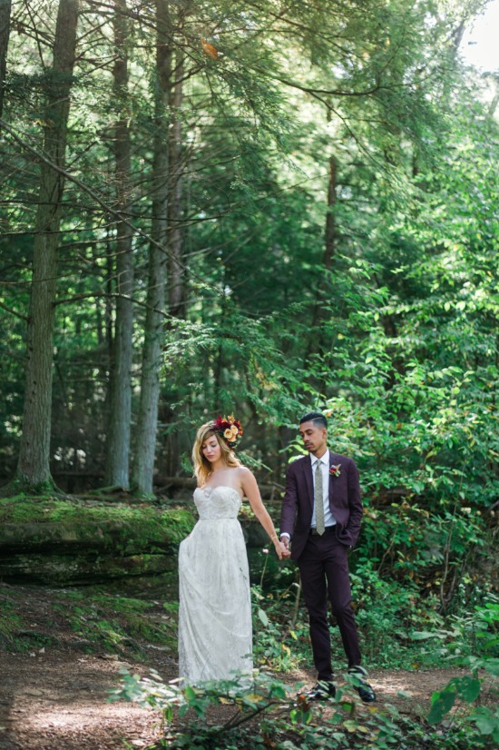 new-age-maroon-wedding-ideas