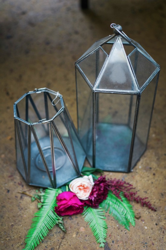 new-age-maroon-wedding-ideas