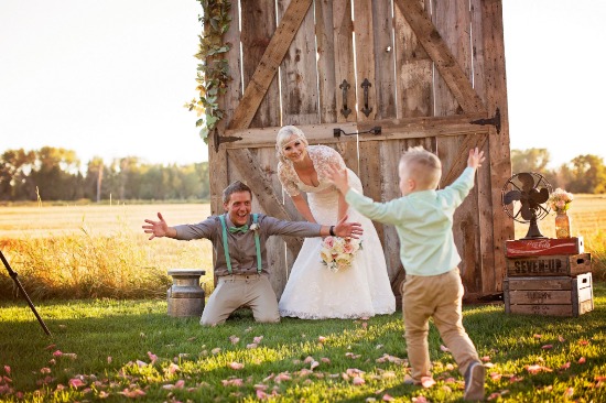 pink-sunset-vintage-wedding