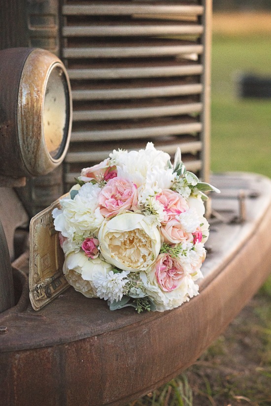 pink-sunset-vintage-wedding