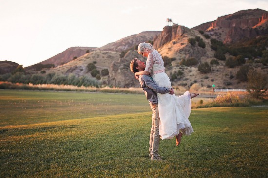 pink-sunset-vintage-wedding