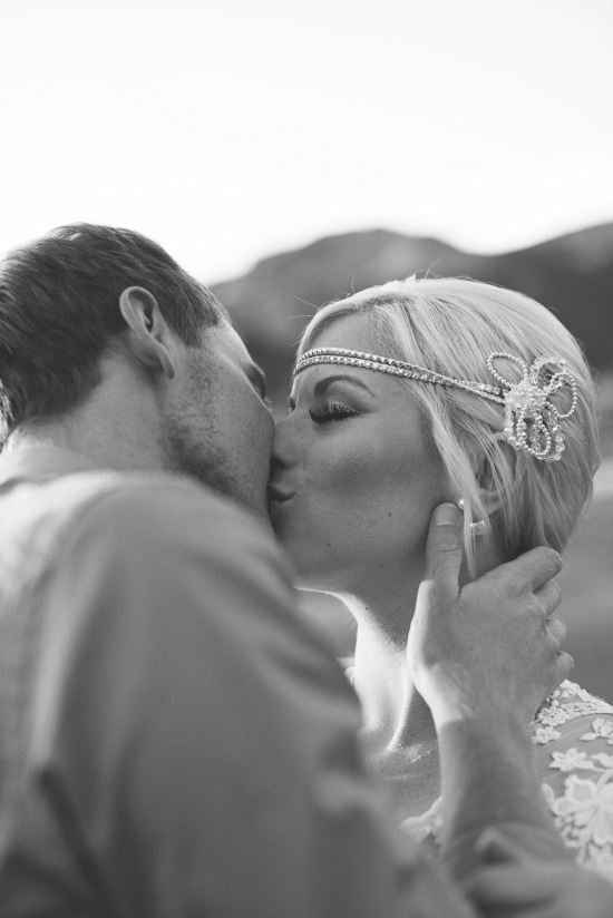 pink-sunset-vintage-wedding
