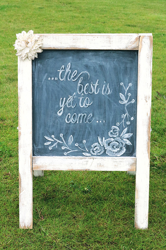 chalkboard wedding sign @weddingchicks