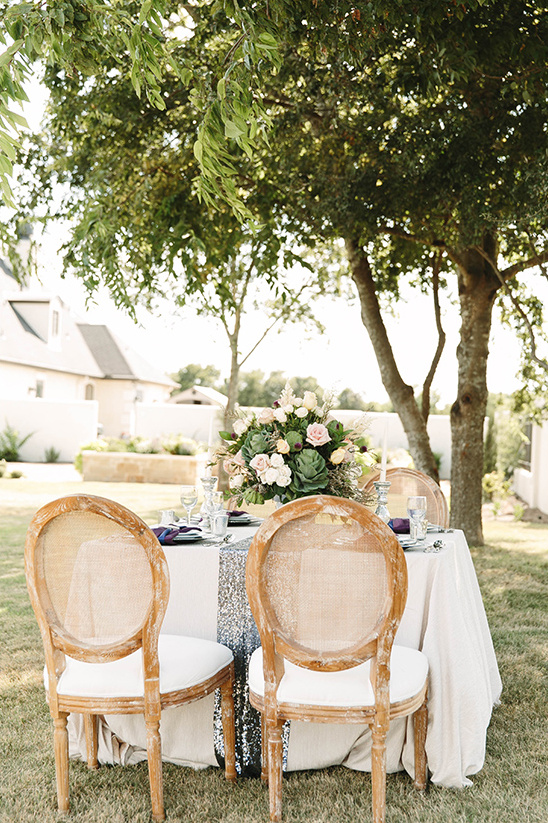 romantic outdoor reception idea @weddingchicks