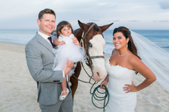 purple-wedding-on-the-beach