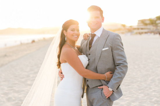 purple-wedding-on-the-beach