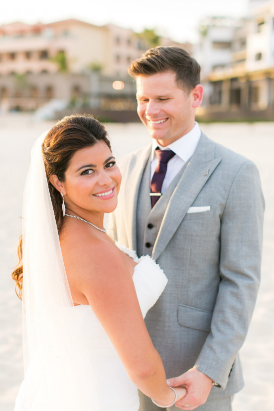 purple-wedding-on-the-beach