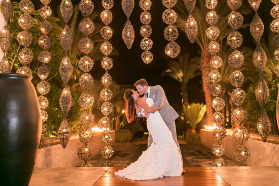 purple-wedding-on-the-beach