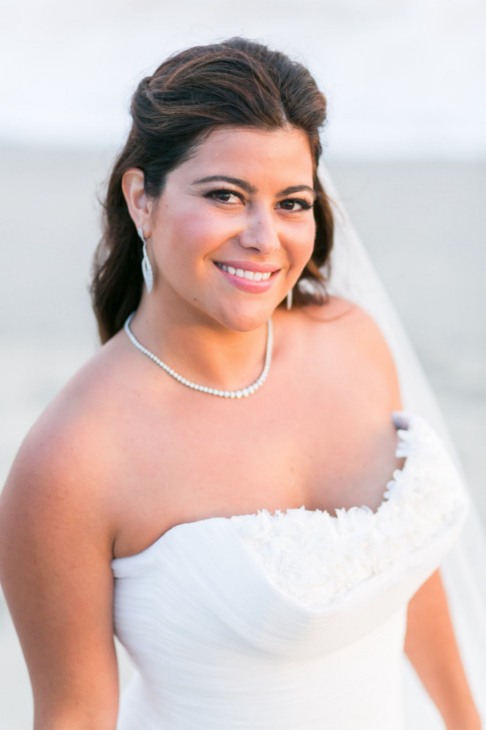 purple-wedding-on-the-beach