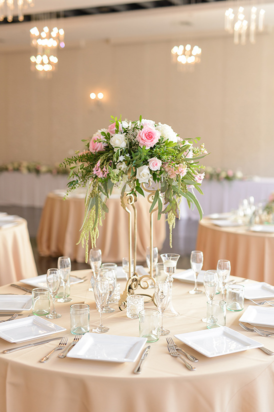 indoor romantic wedding reception idea @weddingchicks