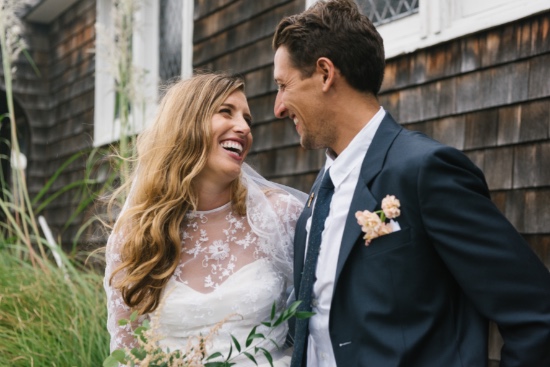 romantic-peach-seaside-wedding