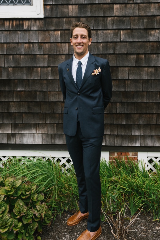romantic-peach-seaside-wedding