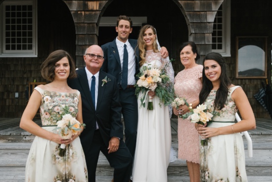 romantic-peach-seaside-wedding