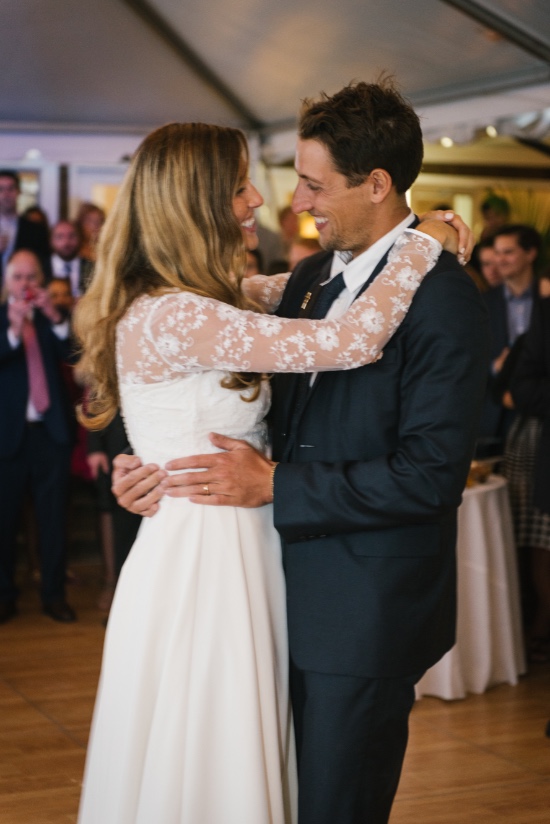 romantic-peach-seaside-wedding