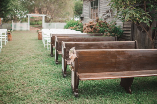 rustic-easy-going-wedding
