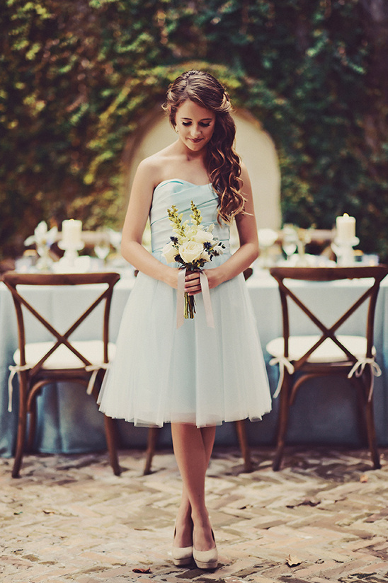 bridesmaid in blue @weddingchicks