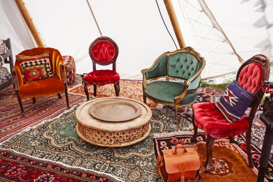 summer-time-camping-wedding