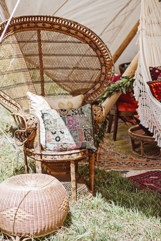 summer-time-camping-wedding
