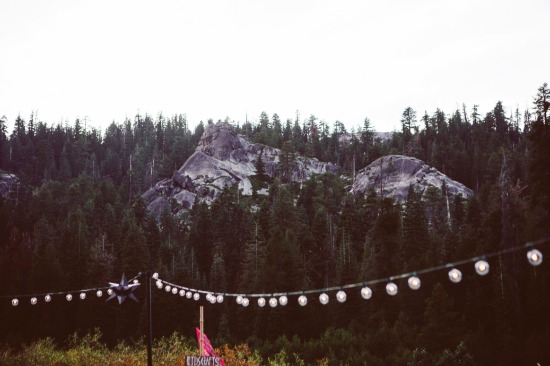 summer-time-camping-wedding