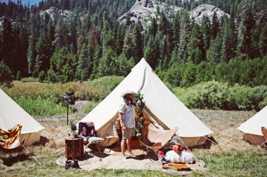 summer-time-camping-wedding