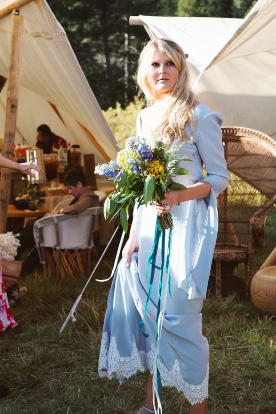 summer-time-camping-wedding