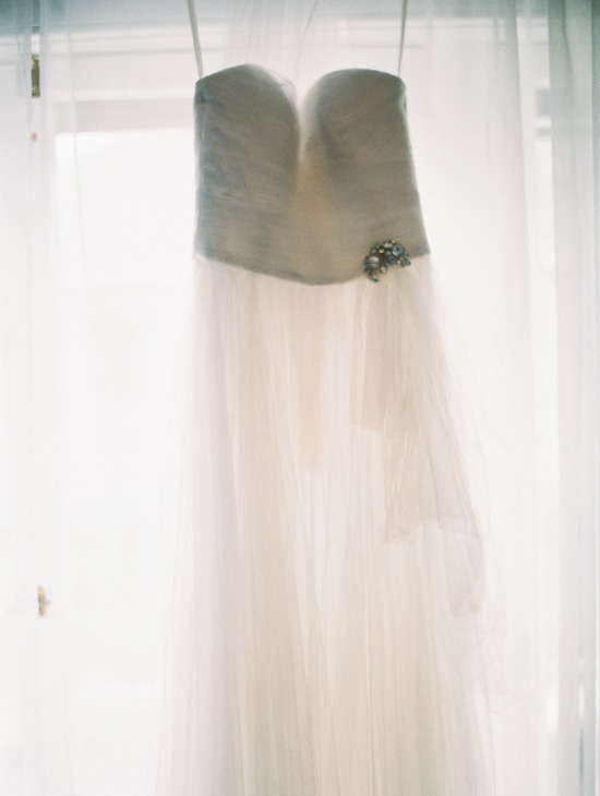 sweet-vintage-yellow-wedding