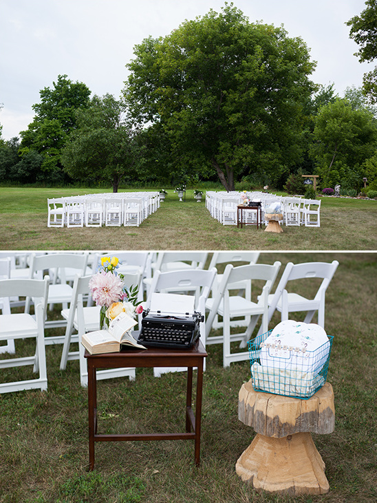outdoor wedding ceremony decor @weddingchicks