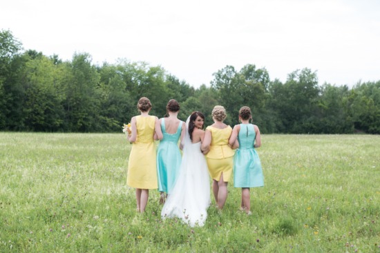 sweet-vintage-yellow-wedding