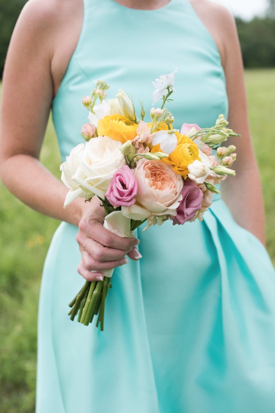 sweet-vintage-yellow-wedding