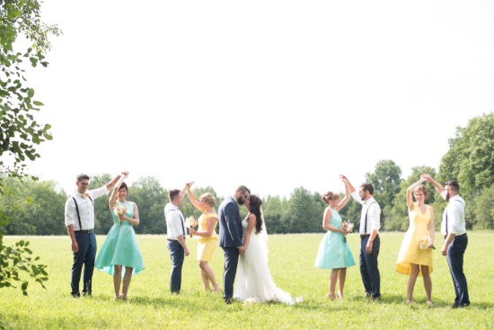 sweet-vintage-yellow-wedding
