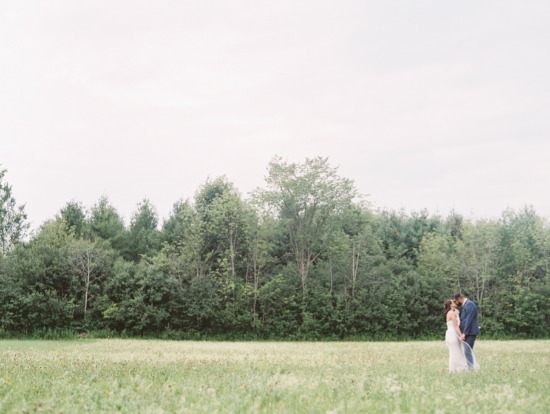 sweet-vintage-yellow-wedding