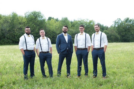 sweet-vintage-yellow-wedding