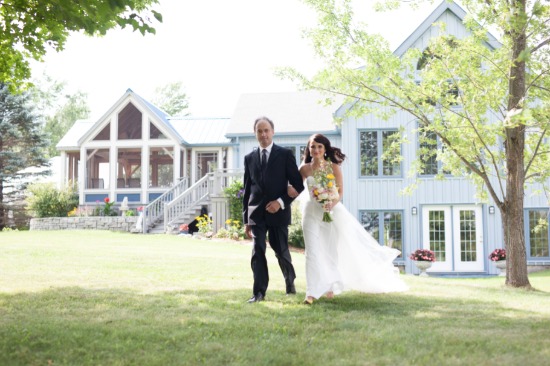 sweet-vintage-yellow-wedding