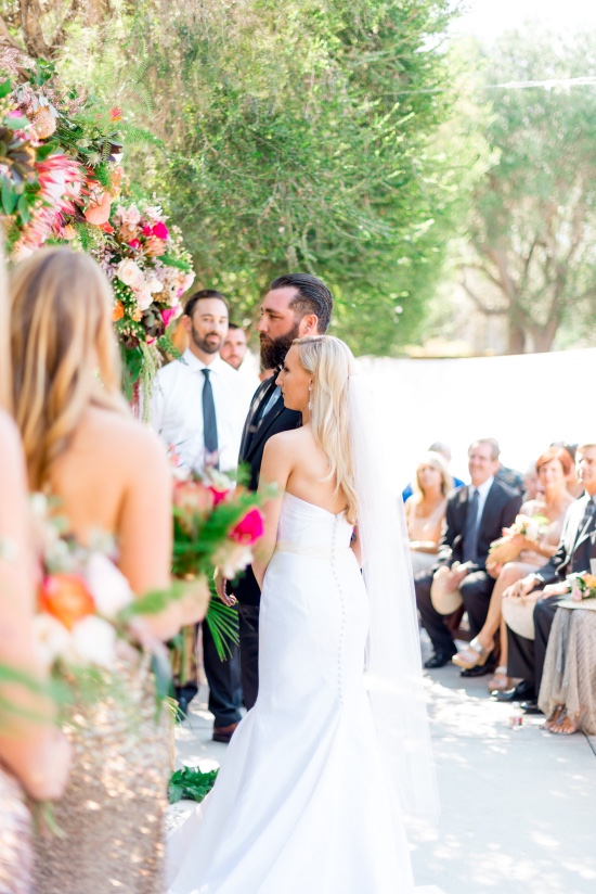 tropical-glamour-wedding