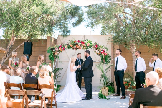 tropical-glamour-wedding